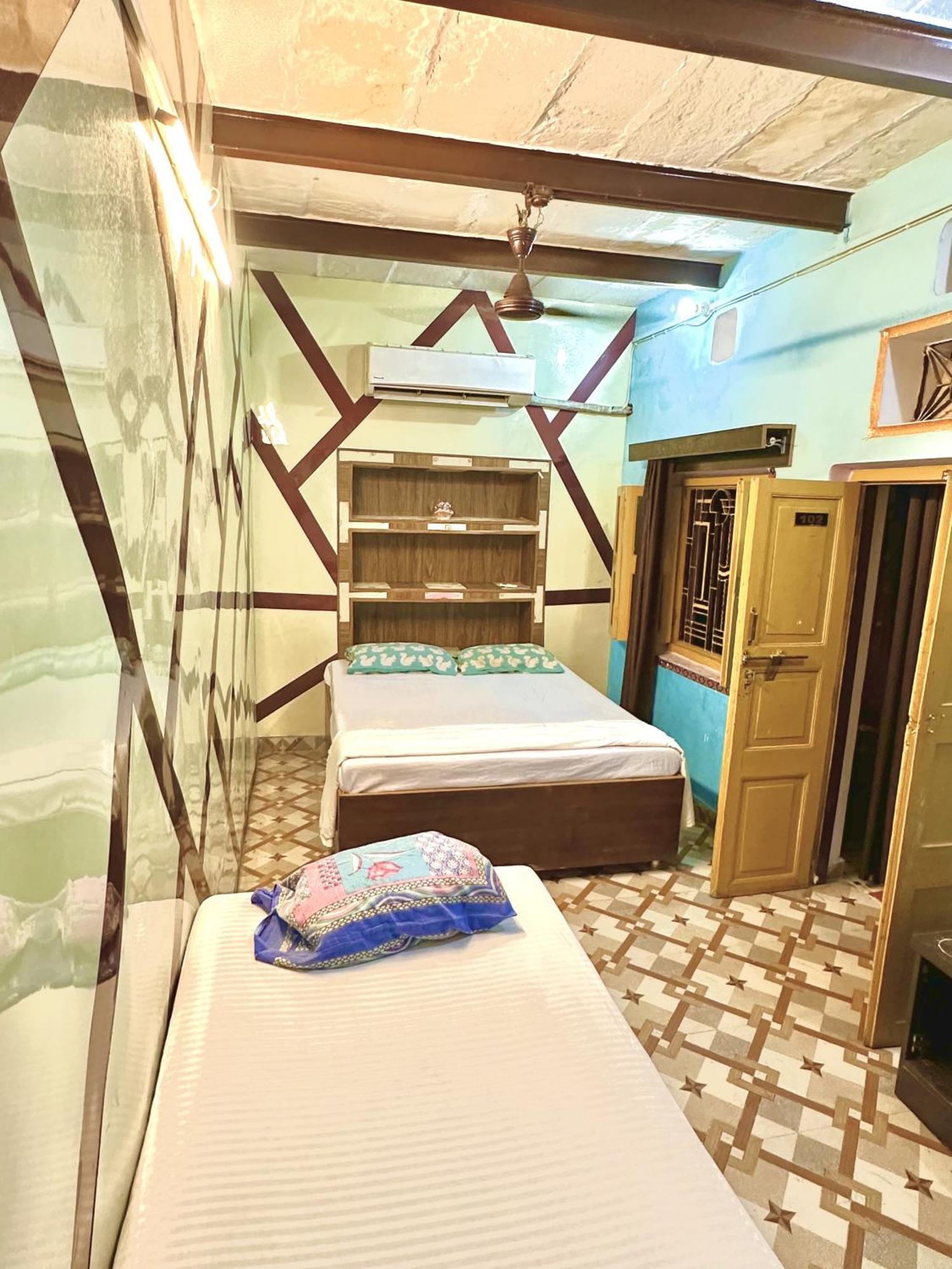 Home Stay Suraj Inn Varanasi Eksteriør bilde